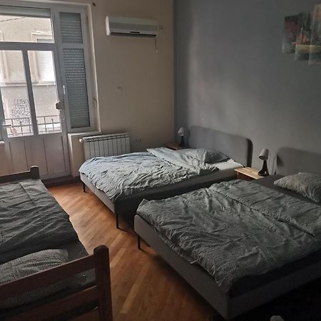 贝尔格莱德 Cozy Palace旅舍 外观 照片